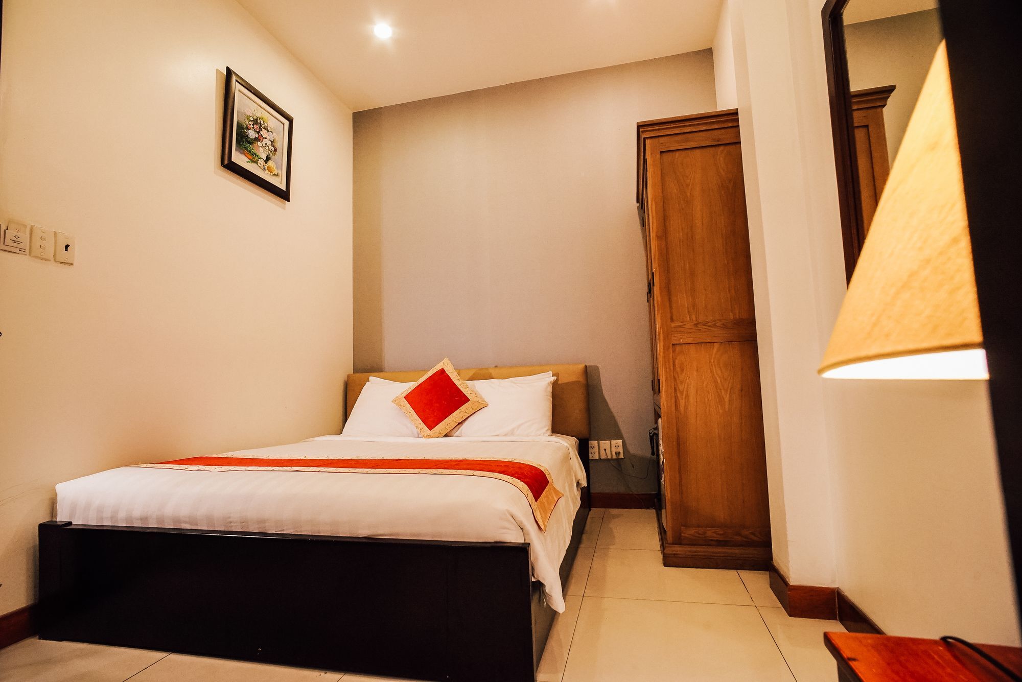 Sunflowers Hotel Airport Ho Chi Minh City Exterior photo